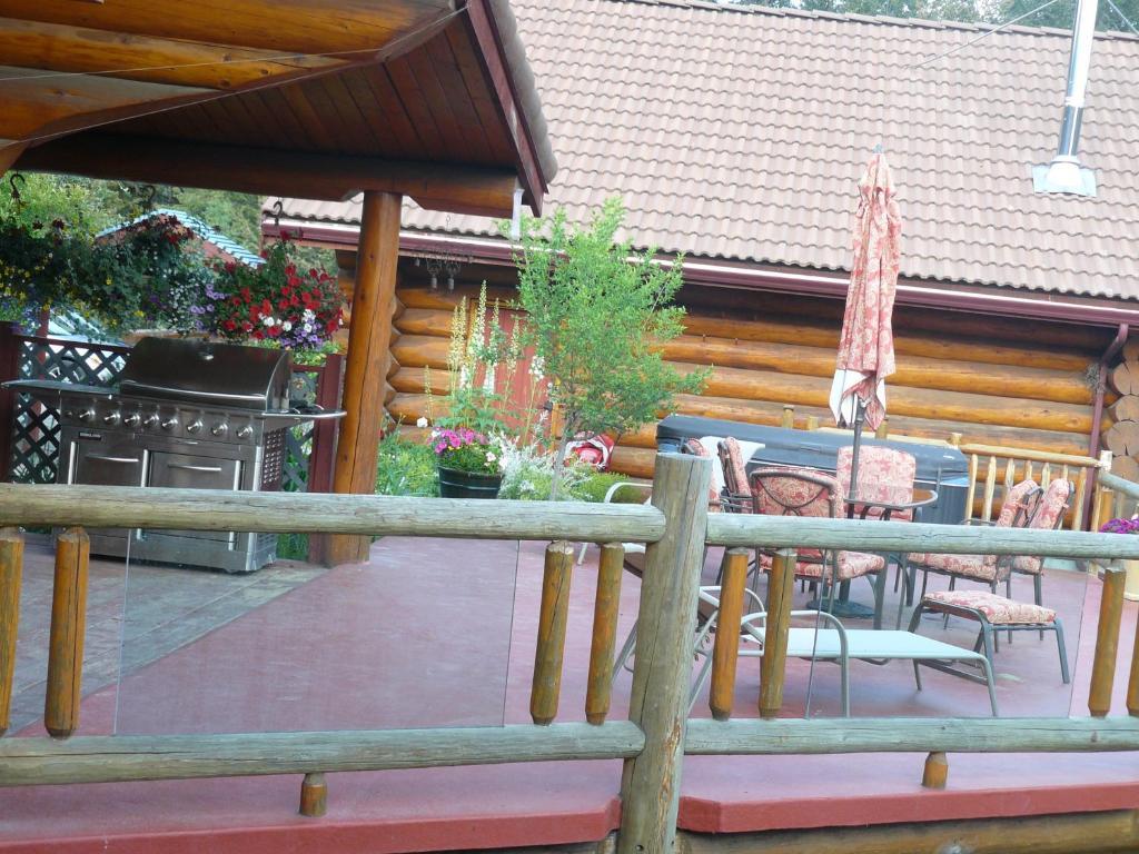 كيلوانا Hitching Post Resort الغرفة الصورة