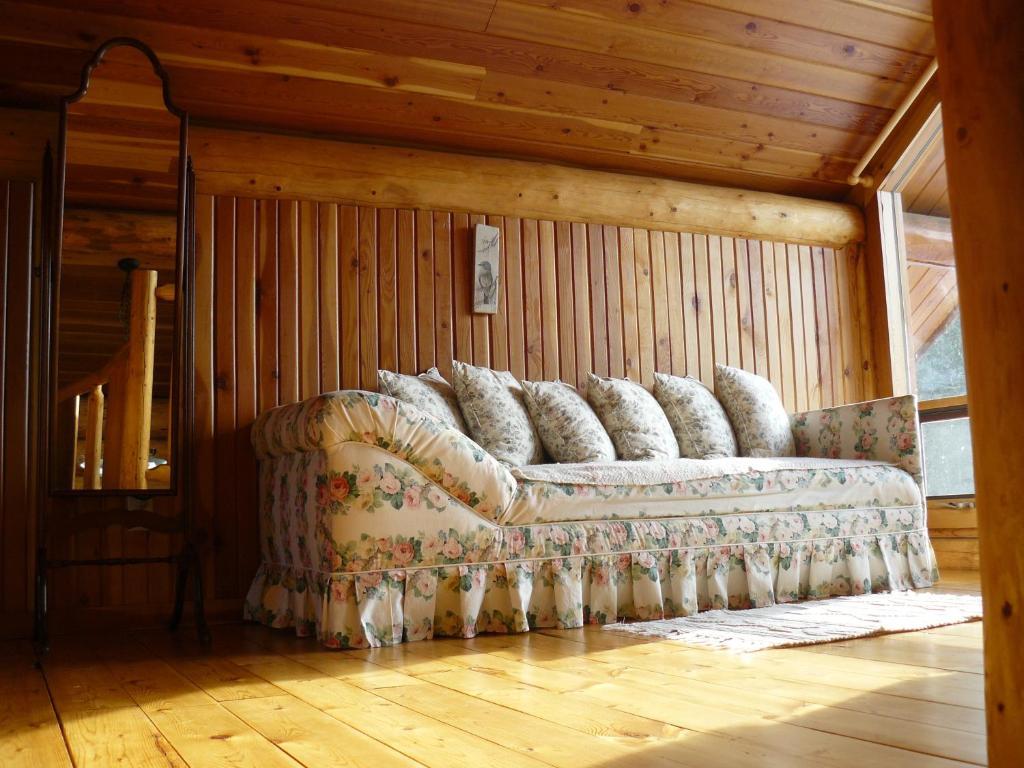 كيلوانا Hitching Post Resort الغرفة الصورة