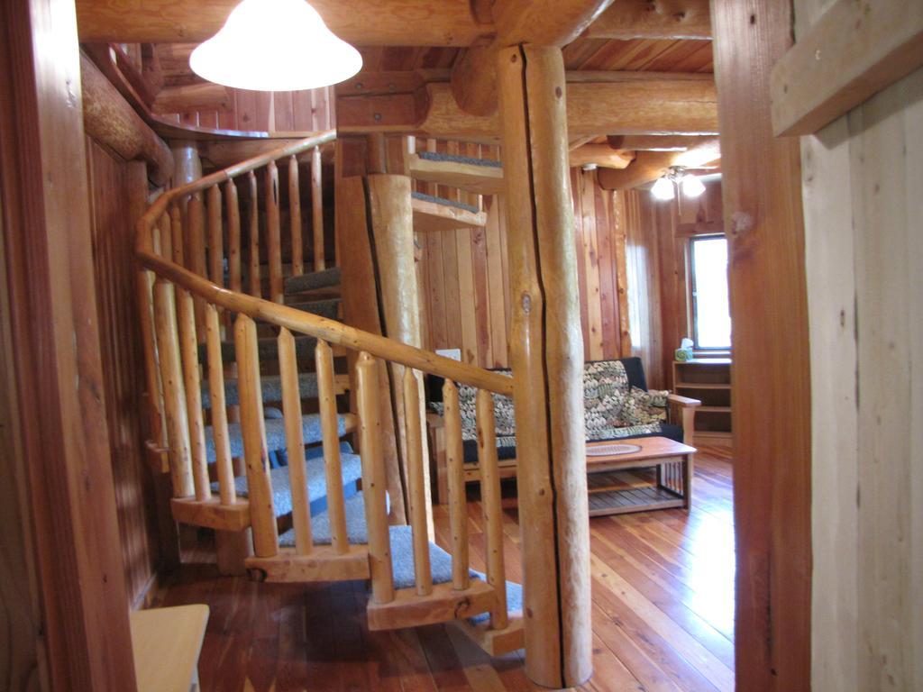 كيلوانا Hitching Post Resort المظهر الخارجي الصورة