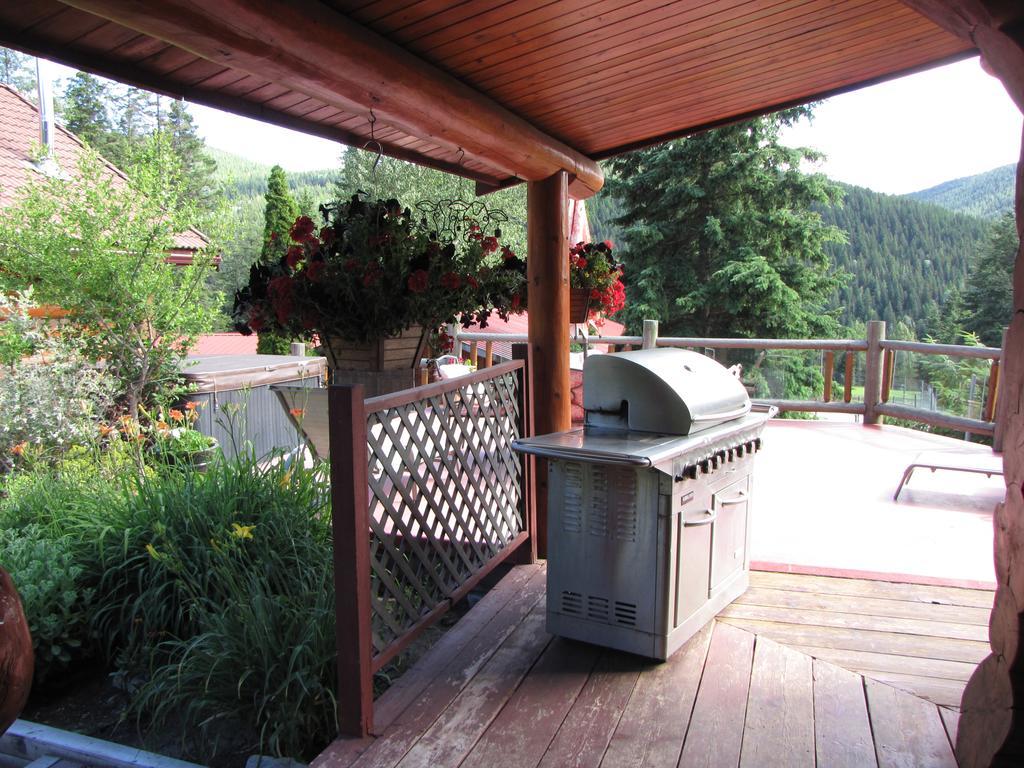 كيلوانا Hitching Post Resort المظهر الخارجي الصورة