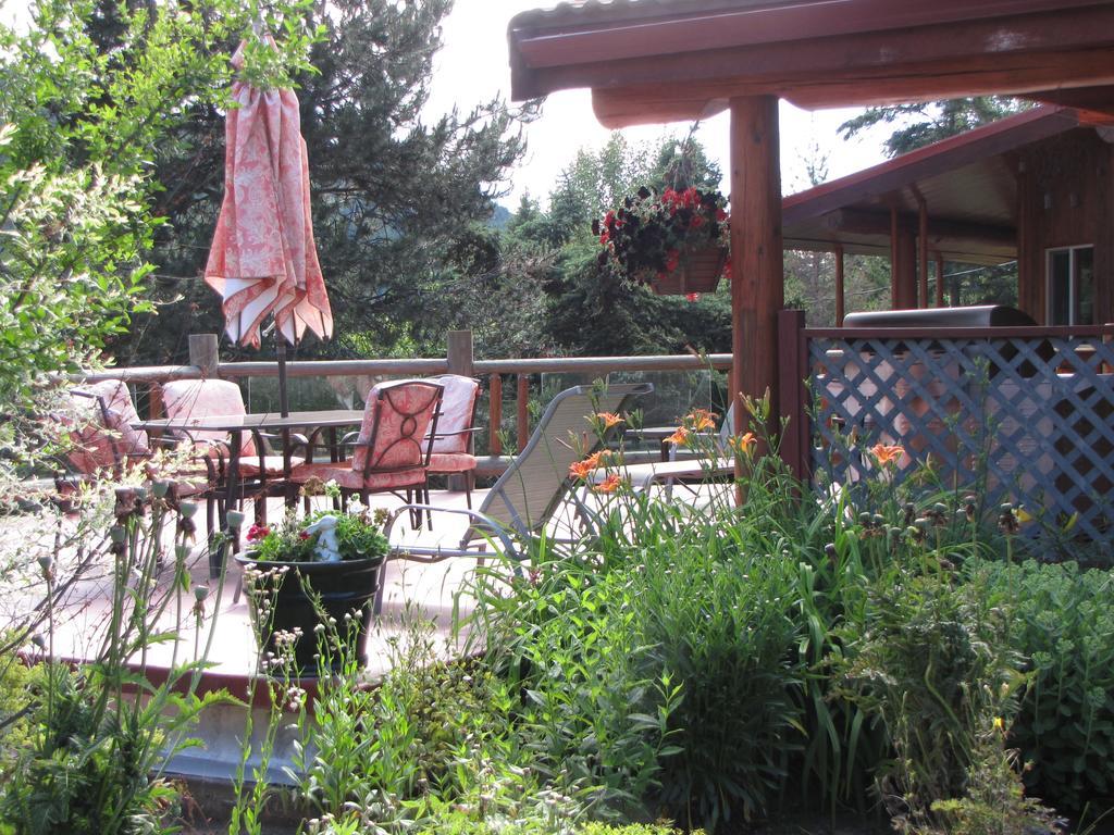 كيلوانا Hitching Post Resort المظهر الخارجي الصورة